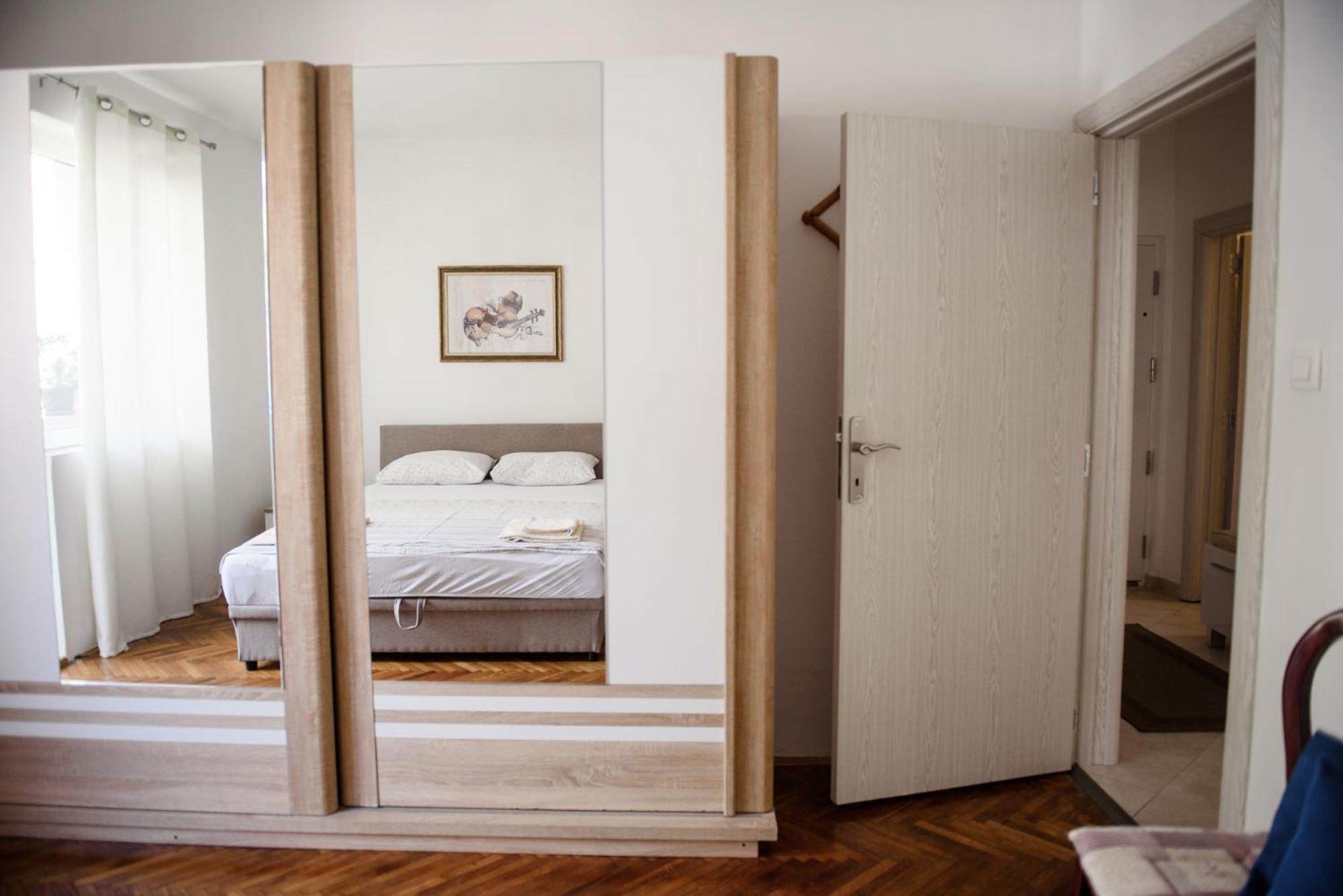 Cozy 2Br Apartment, 3 Min To The Old Town Kotor Exterior foto